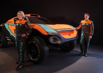McLaren reveals livery and team for 2022 Extreme E debut