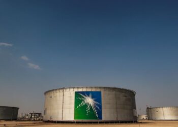 Saudi Arabia and UAE could ease oil market volatility, IEA says